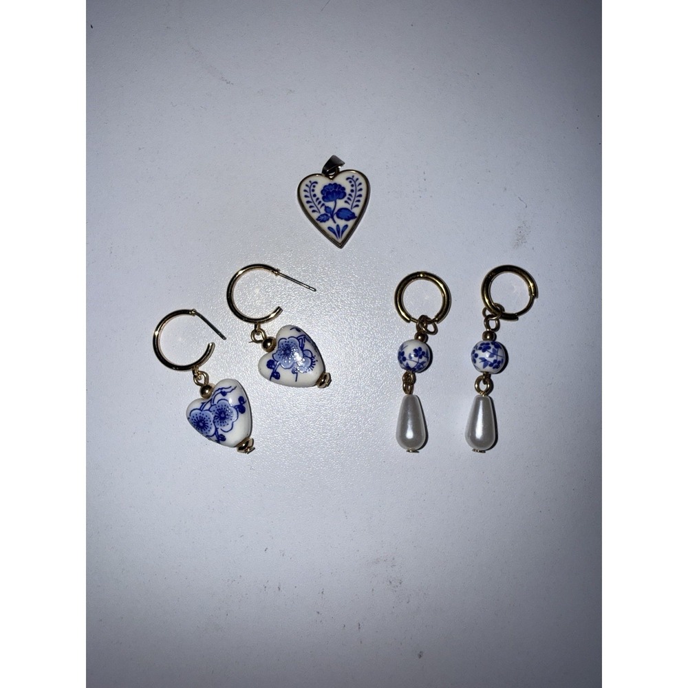3 Piece Porcelain Set Earrings Pendant Blue White